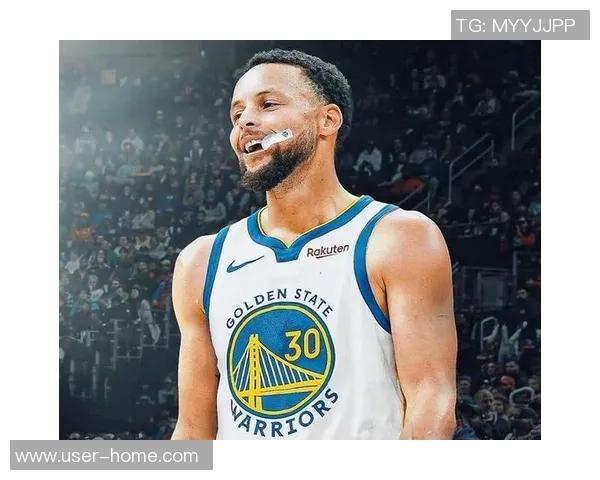 库里再创纪录生涯第151场至少7三分利拉德52分紧随其后克莱50分位列第三 库里再创纪录生涯第151场至少7三分利拉德52分紧随其后克莱50分位列第三